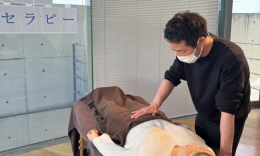 腸もみマッサージ